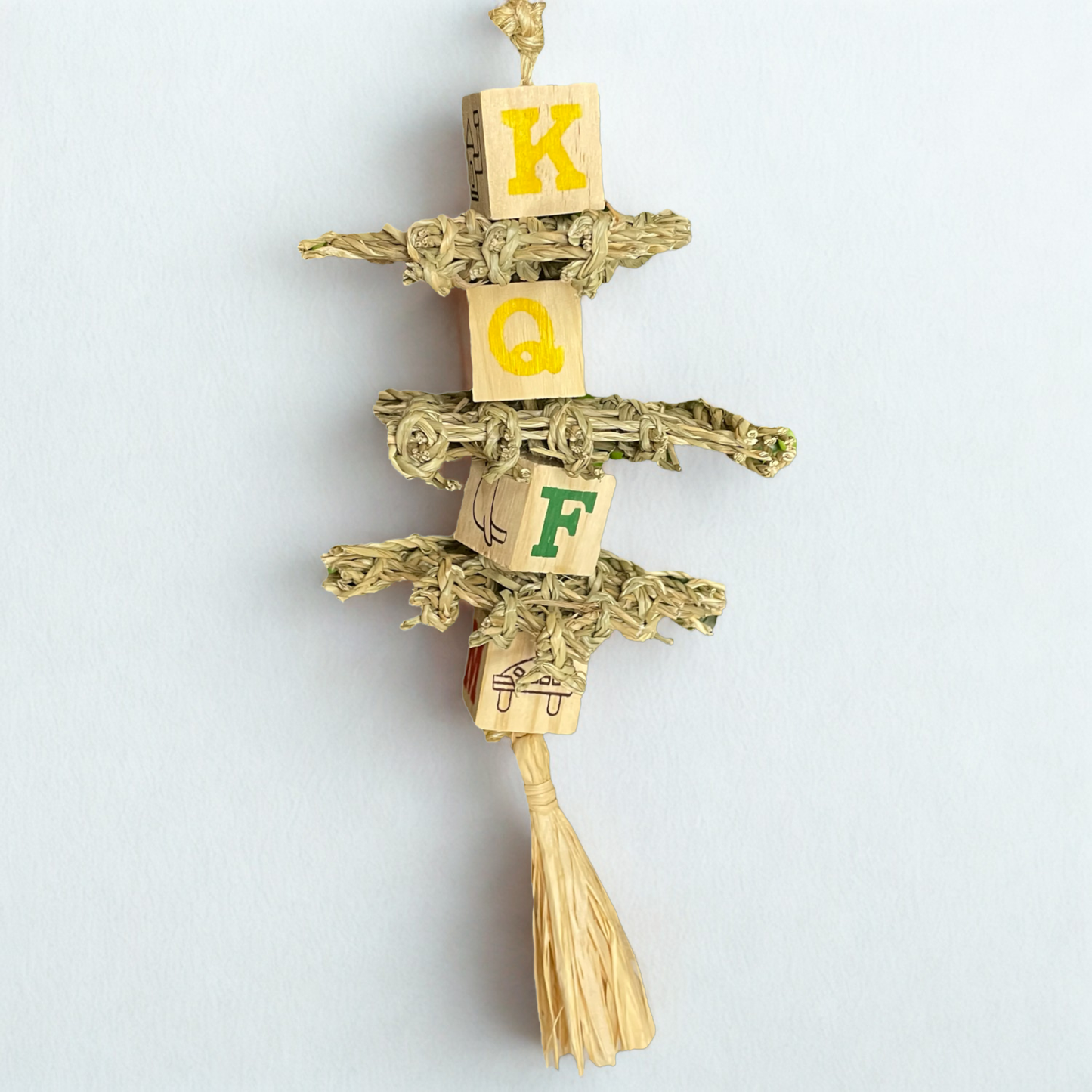 Seagrass Tassel Hanging Toy